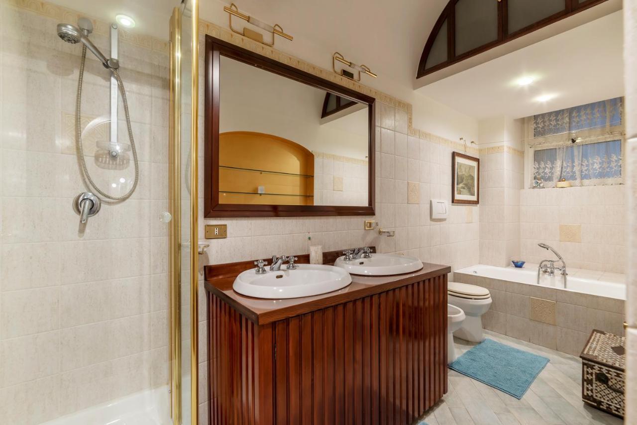 Castel Sant'Angelo Cozy Apartment Rome Bagian luar foto